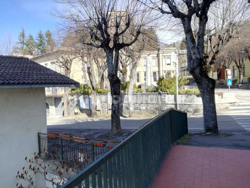 VIA ROMA 2 INGRESSO ESTERNO CAMUGNANO - Copia