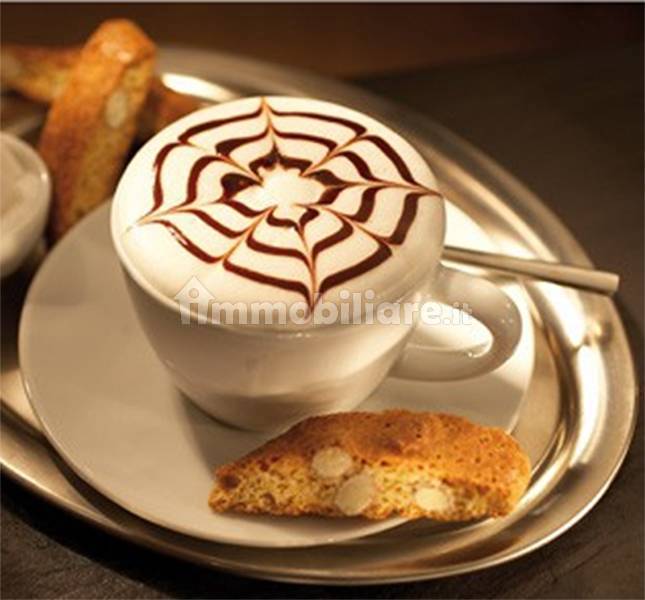 cappuccino e biscotti