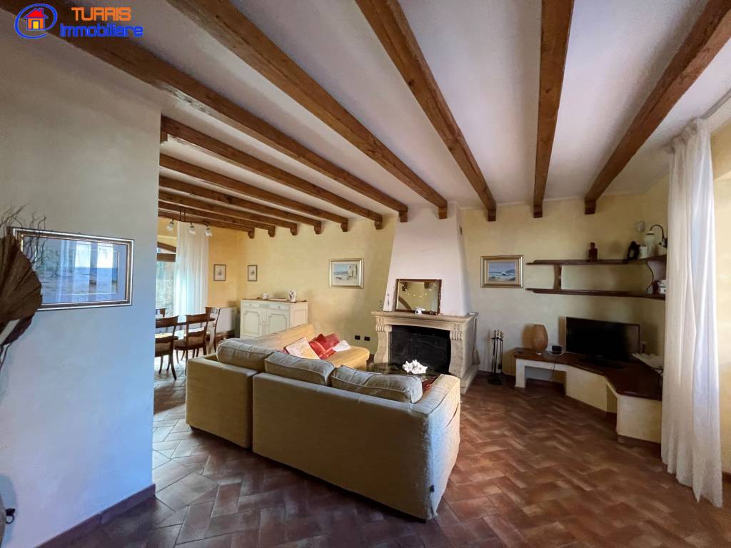 Vendita Villa unifamiliare in via Libio 115 Porto Torres. Con terrazza, 243  m², rif. 96935712