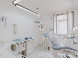 locale dentistico