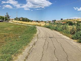 VENDESI TERRENO EDIFICABILE ALANNO PESCARA ABRUZZO