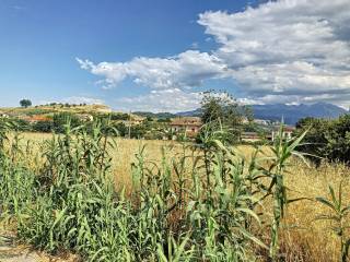 VENDESI TERRENO EDIFICABILE ALANNO PESCARA ABRUZZO