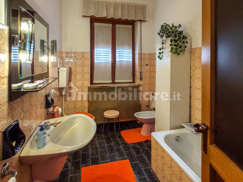 casa singola soave bagno