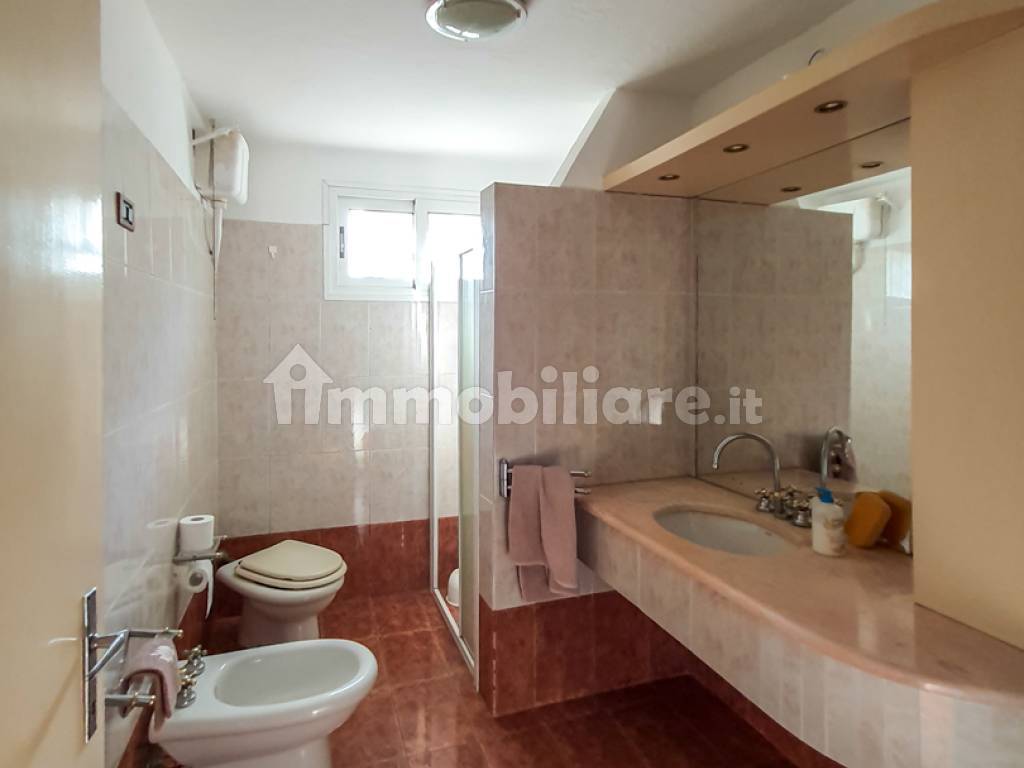 casa singola soave bagno2