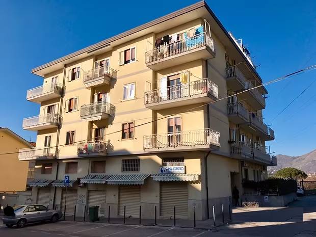 Vendita Appartamento in via Aniello Salsano. Cava de' Tirreni, rif. 97056630