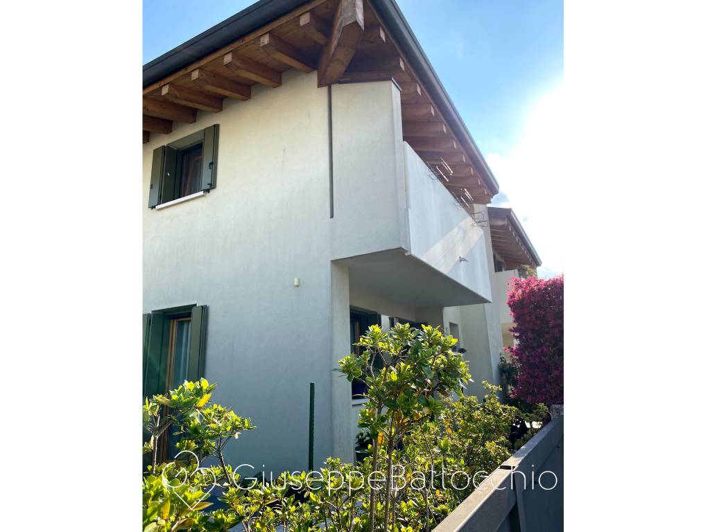 1280-s-215-trifamiliare-a-godego-casa-semi-indipendente-castello-di-godego-c2dea.png