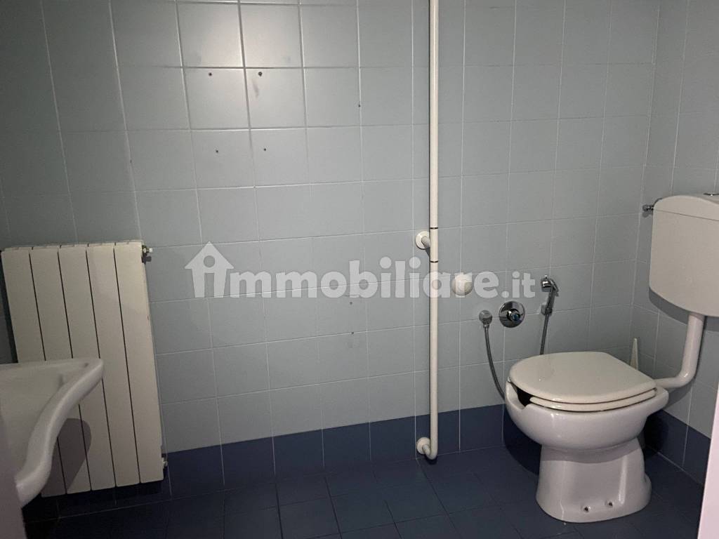 ufficio in locazione