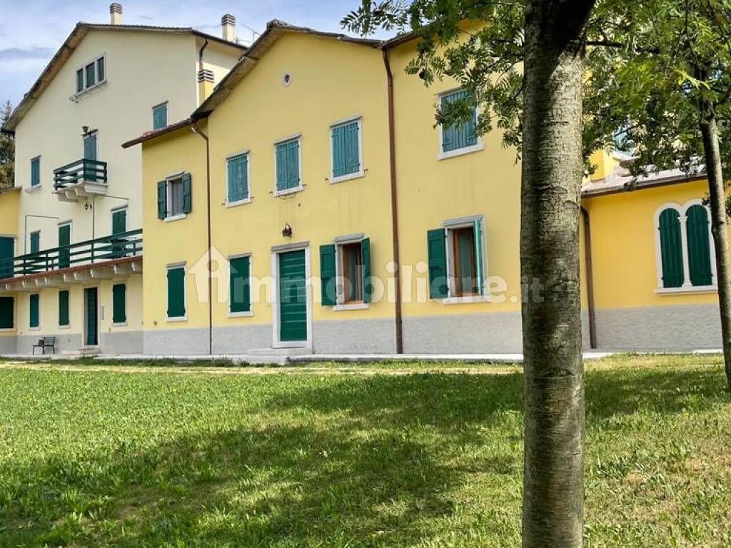 Vendita Appartamento Bosco Chiesanuova. Monolocale in Contrada Scandole