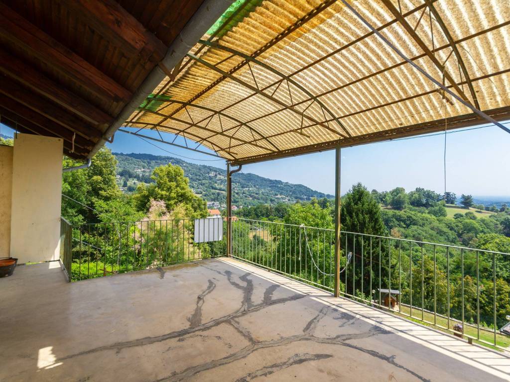 Sale Singlefamily detached house in via Vigna 7 Torre Pellice. Good