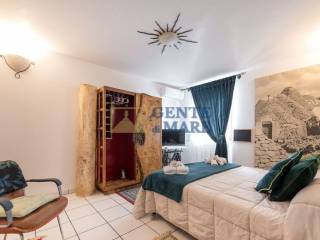 LUXURY PROPERTIES FOR SALE PALAZZO NEL CENTRO