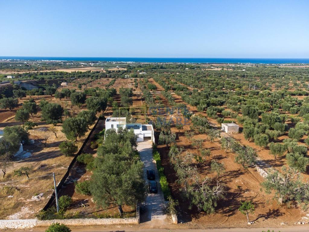 LUXURY VILLA WITH SEA VIEW FOR SALE VILLA PISCINA