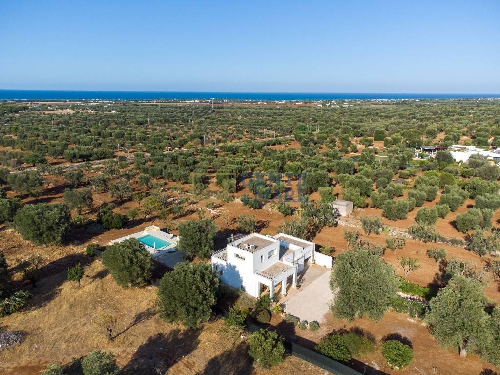 LUXURY VILLA WITH SEA VIEW FOR SALE VILLA PISCINA