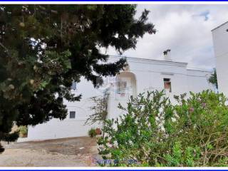 ANTICA MASSERIA CON CHIESA IN VENDITA CAMPAGNA