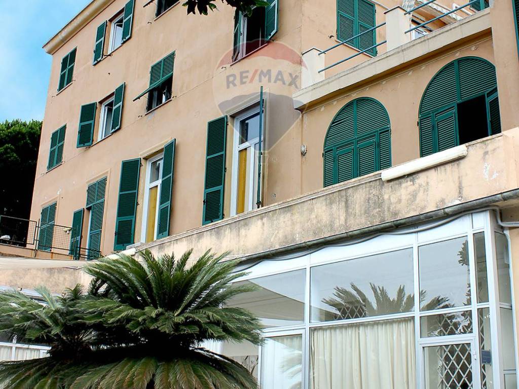 Commercial property salita Superiore di San Rocchino 49, Genoa, ref