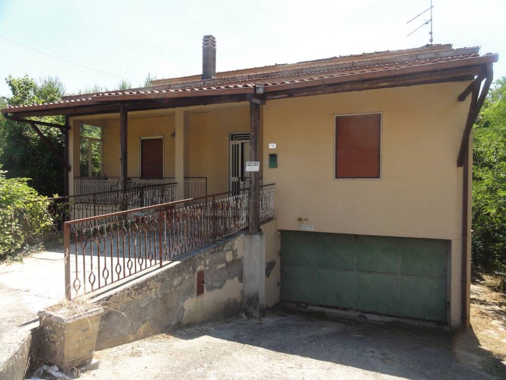 Villa unifamiliare via Ceccano 159, Le Rase, Vetiche, Frosinone — foto 2