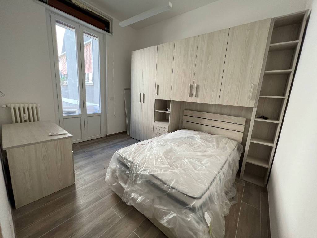 Rent Apartment Milan. 3room flat in via Bordighera 6. Excellent