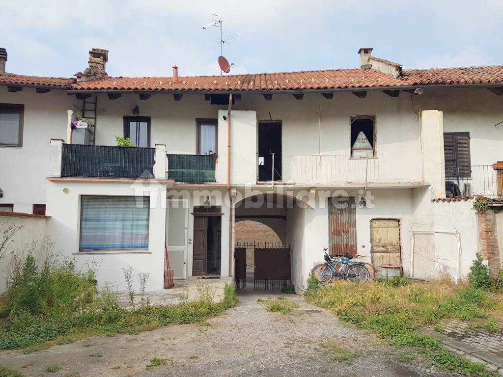 FACCIATA INTERNO CORTILE