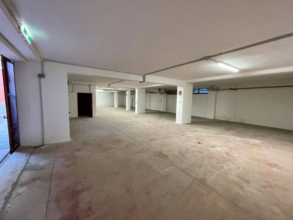 Garage - box via dalmazia 21, commenda, brindisi