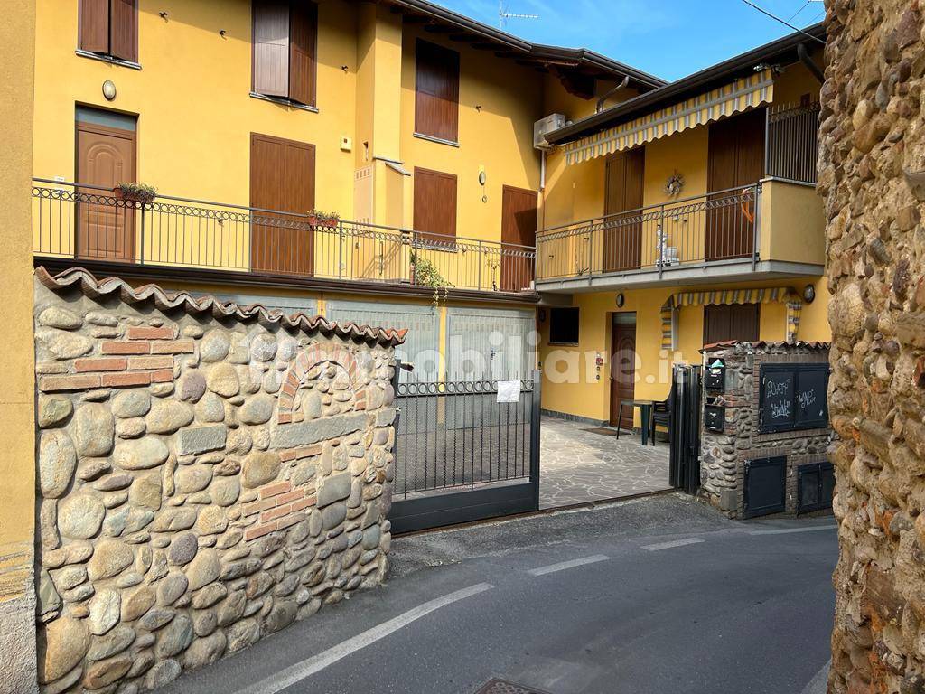 Appartamento in affitto a Bonate Sotto