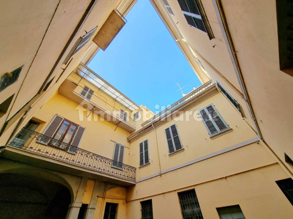 CORTILE INTERNO