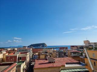 Houses for sale in area Bagnoli, Naples - Immobiliare.it