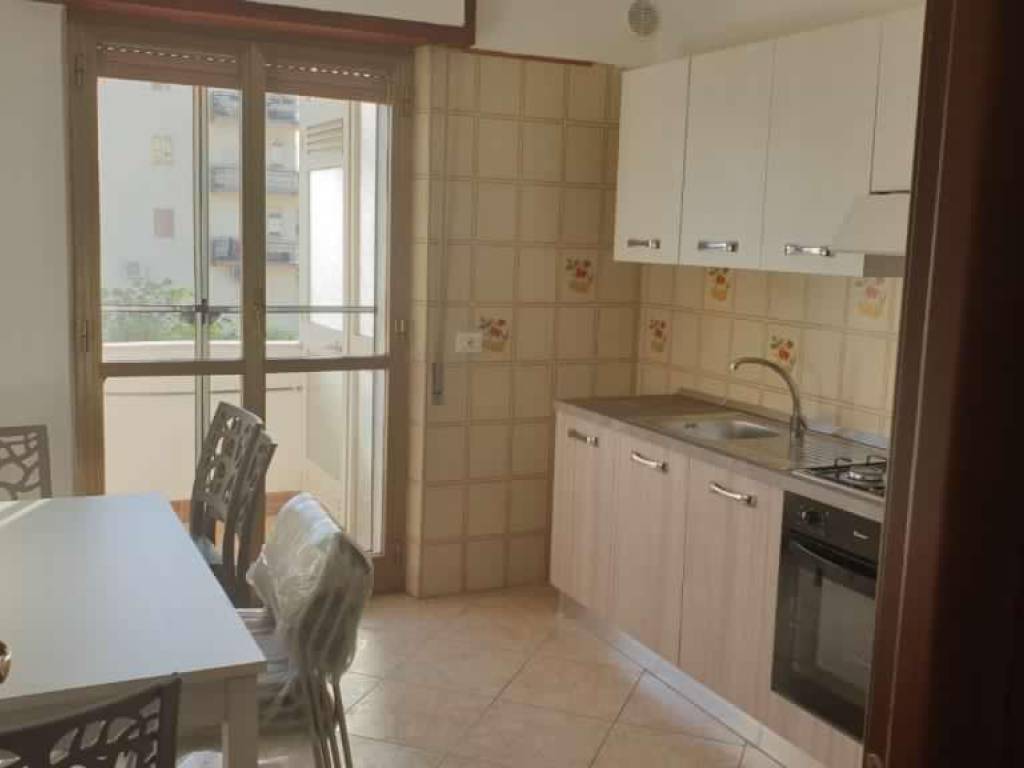 Stanza singola viale crotone, catanzaro