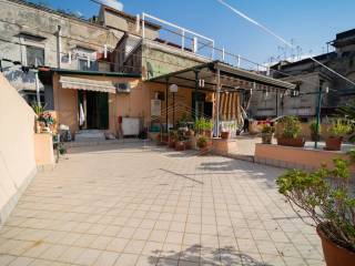 Case con terrazzo in vendita a Chiaia, Mergellina - Napoli - Immobiliare.it