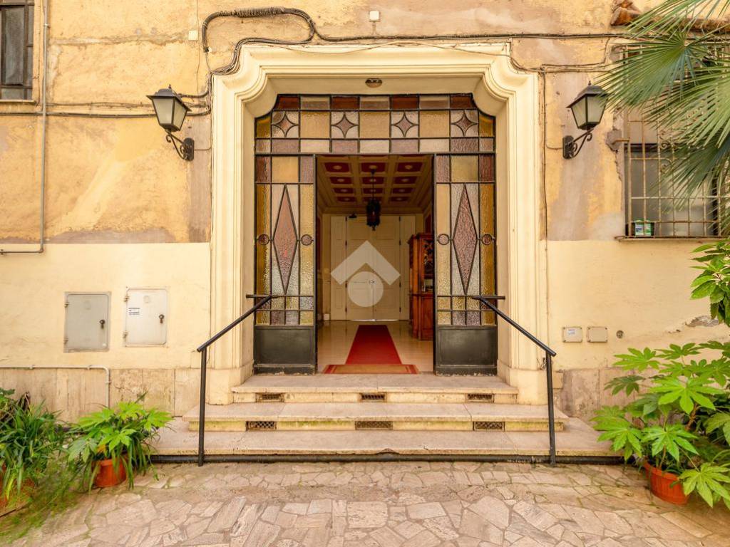 Affitto Appartamento Roma. Bilocale in via Bisagno 14. Buono stato