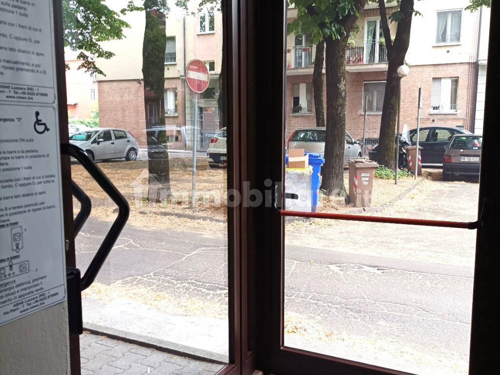 Rent Apartment Parma. 2room flat in via Erminio e.... Good condition