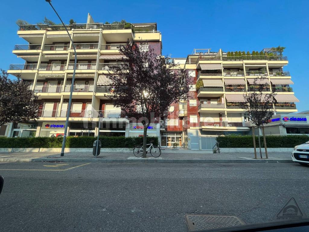 Vendita Appartamento Rovereto. Trilocale in via Gaetano Tacchi 3. Buono  stato, terzo piano, con balcone, riscaldamento centralizzato, rif. 98041608