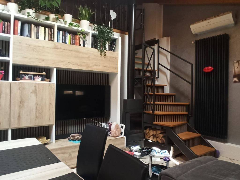 Sale Apartment Cormons. 3room flat in viale Friuli 45. Excellent