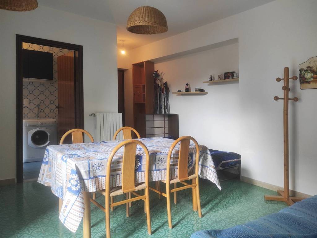 Bilocale viale della repubblica, camigliatello silano, spezzano della sila