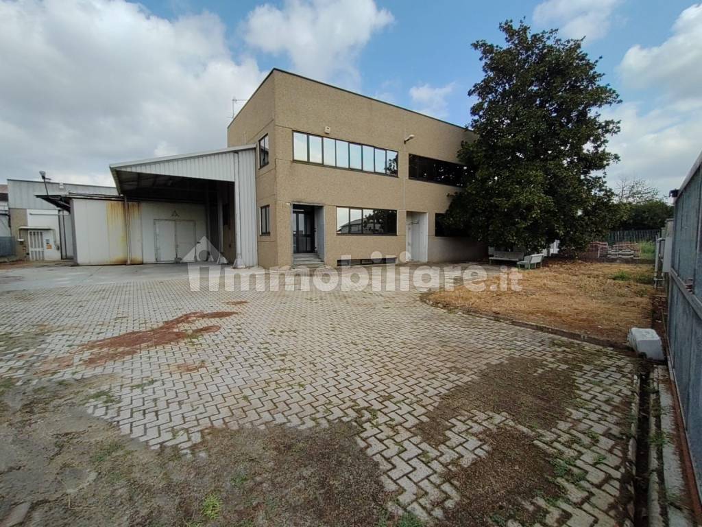 Capannone corso Alessandria, Asti, rif. 98168370 Immobiliare.it