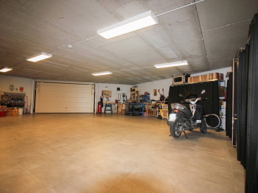 garage