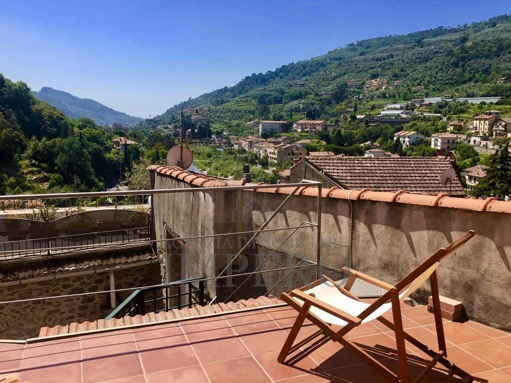 DA754_10-TERRA-ITALIA-IMMOBILIEN_DOLCEACQUA_MONET_