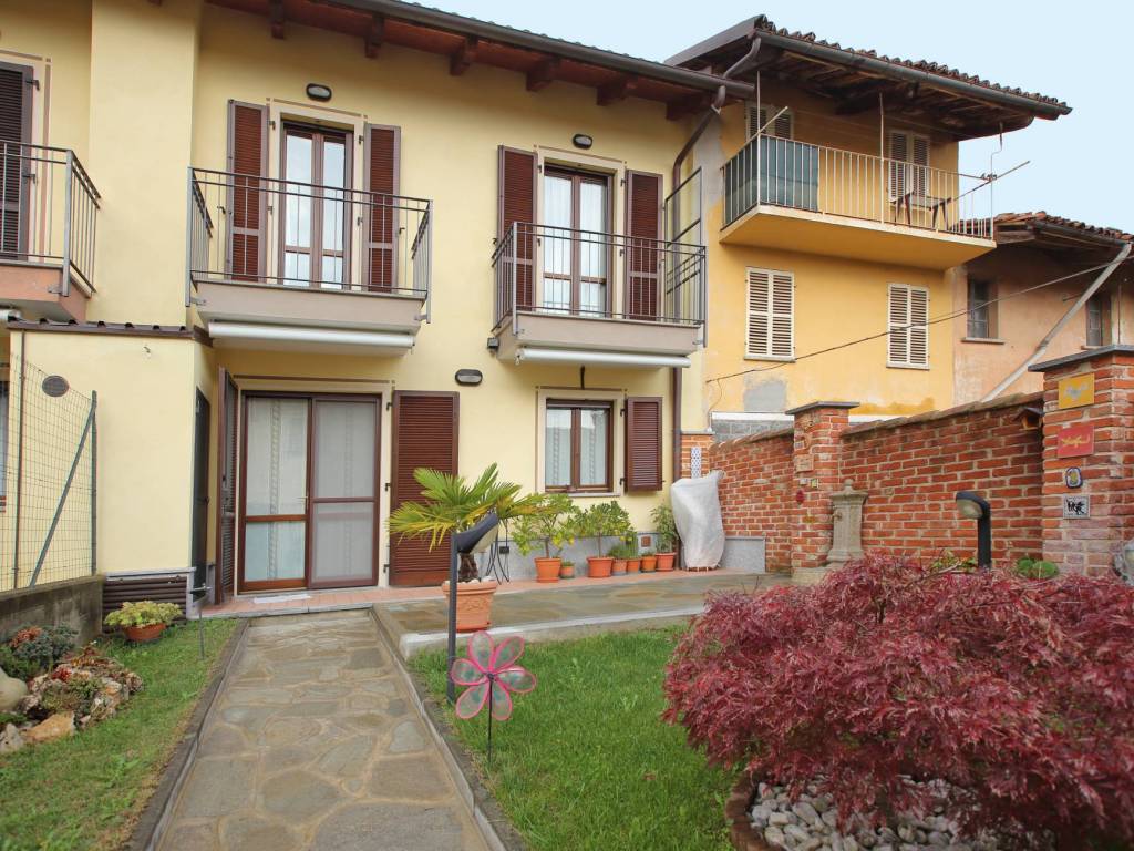 Vendita Villa a schiera in via Principe di Piemonte 23 Buttigliera d'Asti. Ottimo stato, posto Vendita Villa a schiera in via Principe di Piemonte 23 Buttigliera d'Asti. Ottimo stato, posto