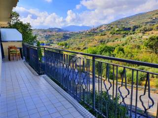 Foto - Si vende Bilocale con terrazzo, Riviera dei Fiori, Terzorio