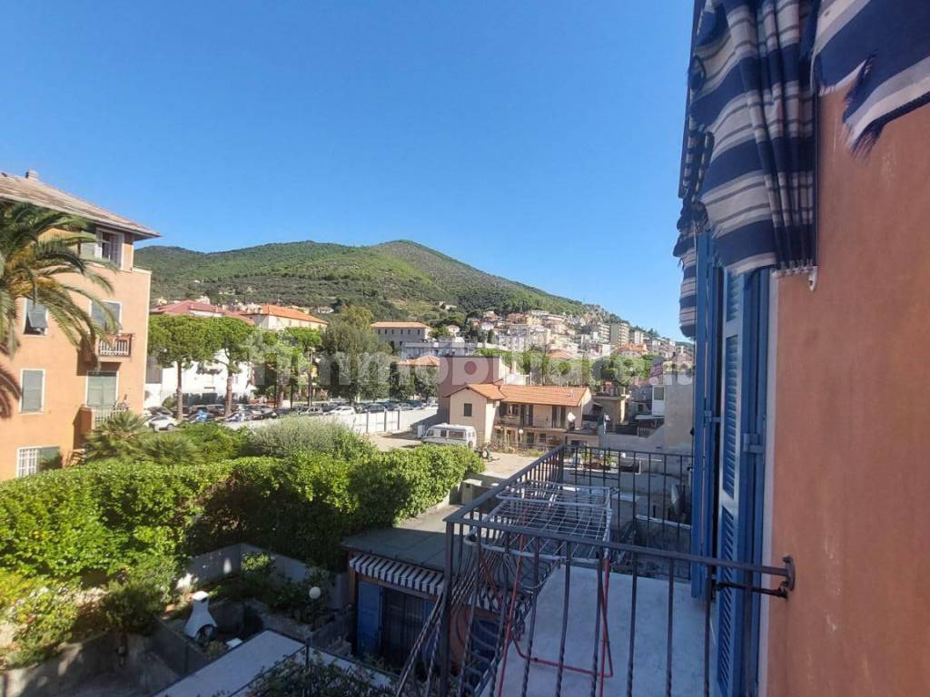 vista dal balcone soggiorno