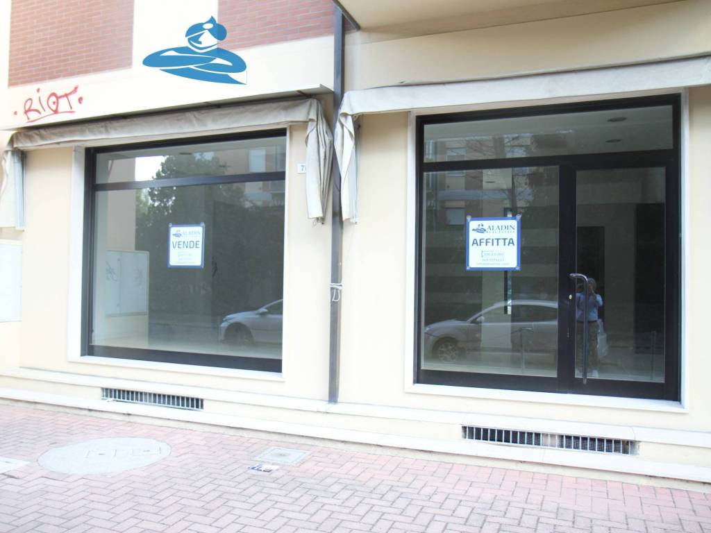 Locale commerciale via mario montanari 75, borgo nuovo - ospedale, ravenna