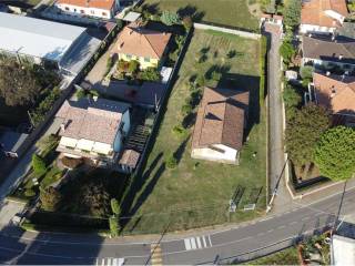 Villa singola in costruzione a Cirimido