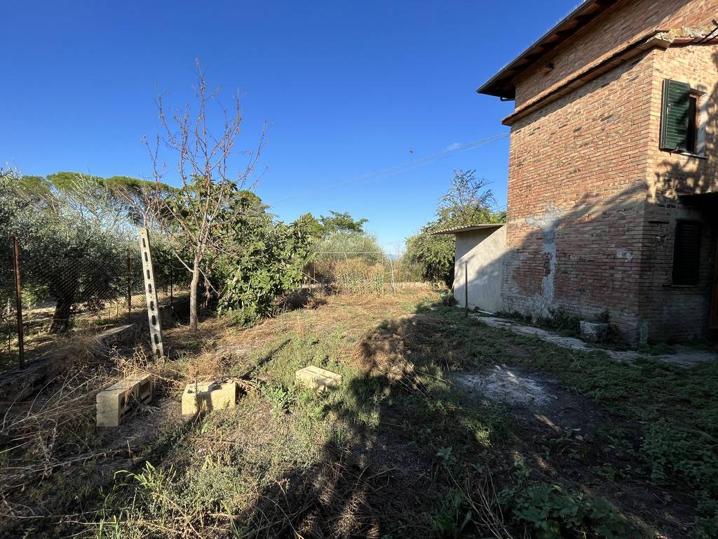 CASA COLONICA CASTIGLIONE DEL LAGO