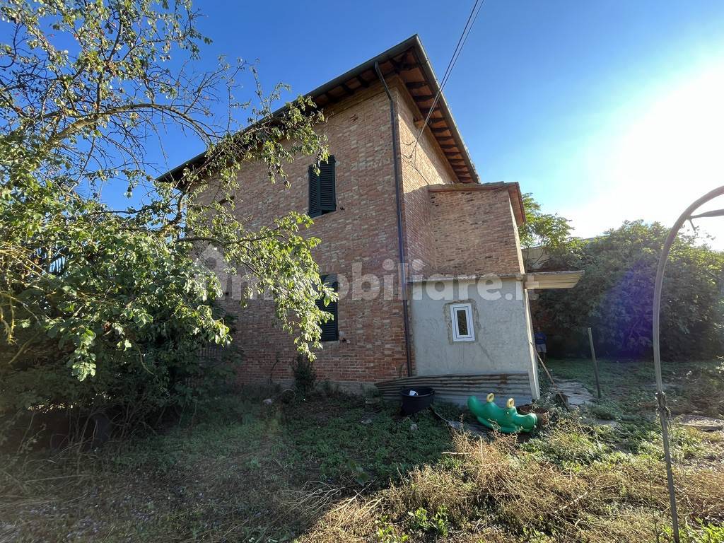 CASA COLONICA CASTIGLIONE DEL LAGO