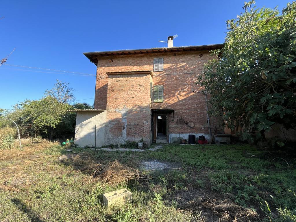 CASA COLONICA CASTIGLIONE DEL LAGO