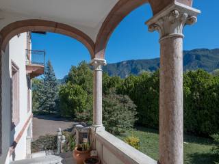 Villa signorile con fascino antico e ampio terreno privato - Foto 21