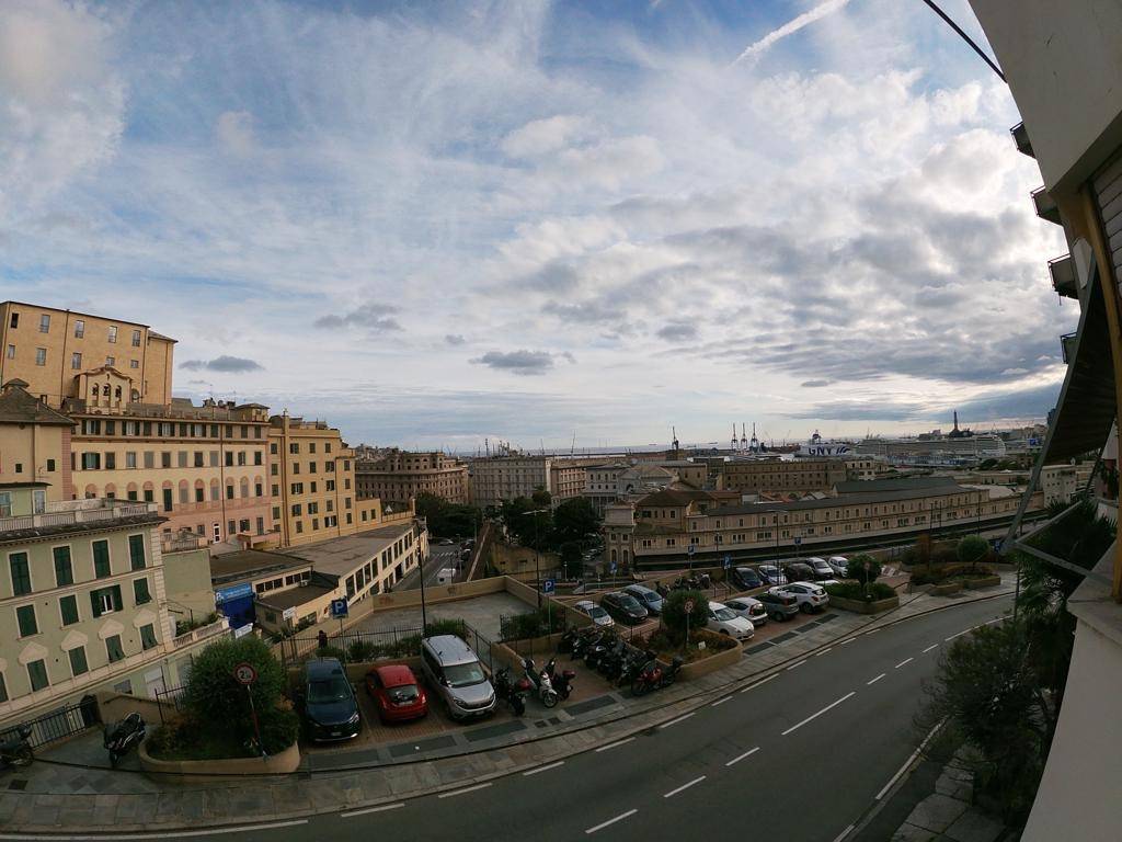 Stanza singola salita della provvidenza 10, genova