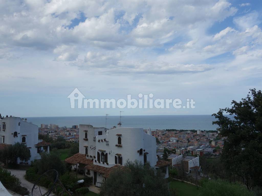 Casagency-Montesilvano Colli-Villa-Vendita