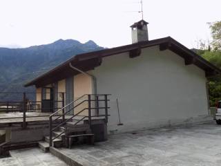 Foto - Si vende Quadrilocale con terrazzo, Lago di Como, Samolaco