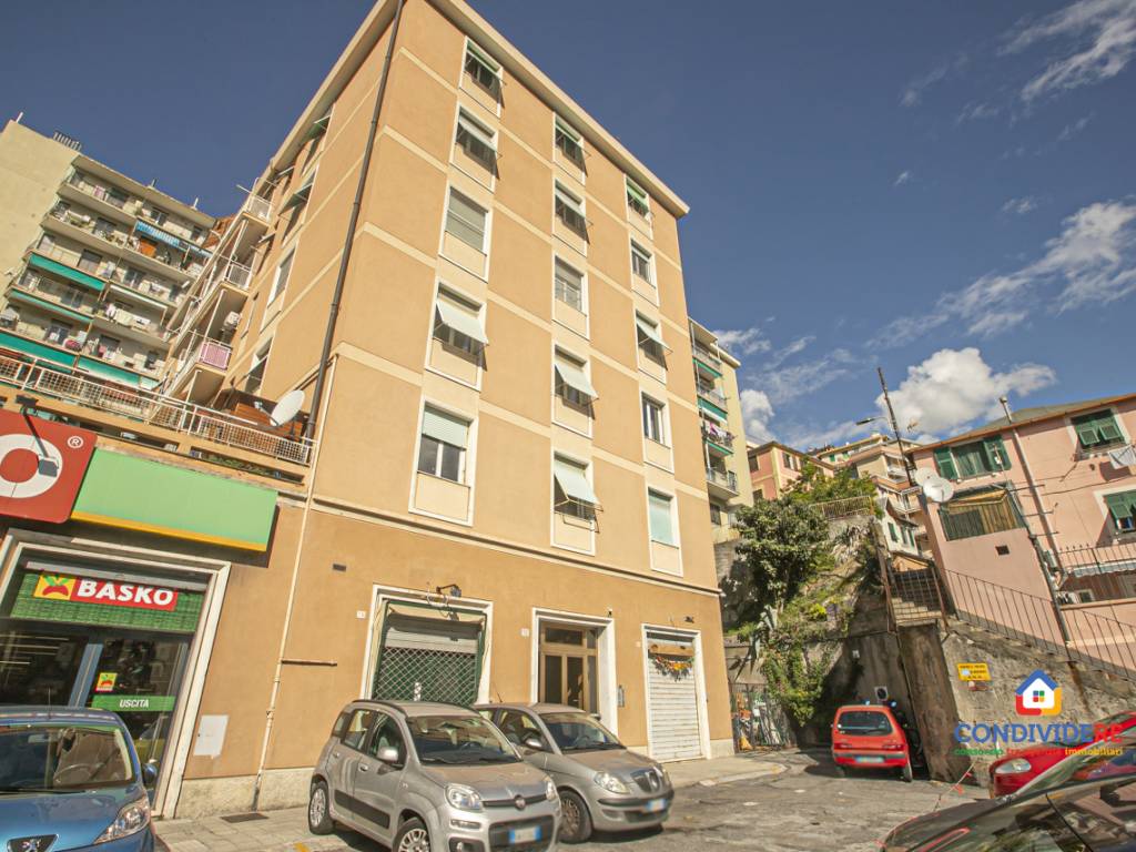Vendita Appartamento In Via Posalunga 50 Genova Ottimo Stato Quinto vendita-appartamento-in-via-posalunga-50-genova-ottimo-stato-quinto