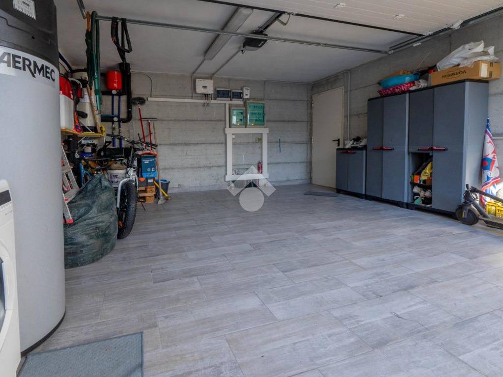 garage