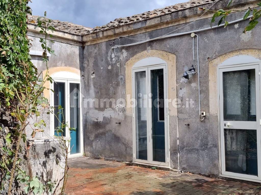 Vendita Casale Gravina di Catania. 70 m², rif. 98583280